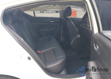 2019 Nissan Altima 2.5 Sr z USA, uszkodzony, nr VIN 1N4BL4CV2KC153016